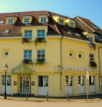Hotel Am Theater شفيتزينجين المظهر الخارجي الصورة