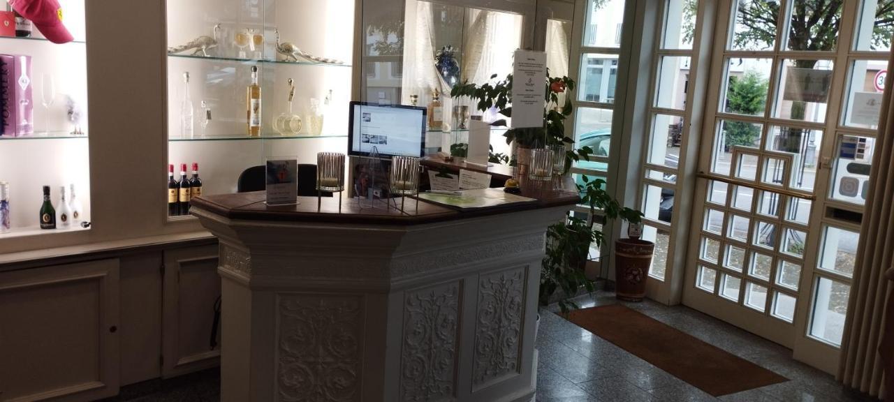Hotel Am Theater شفيتزينجين المظهر الخارجي الصورة